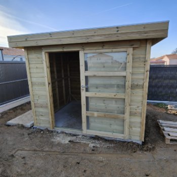 Abri de jardin en bois - Vintage